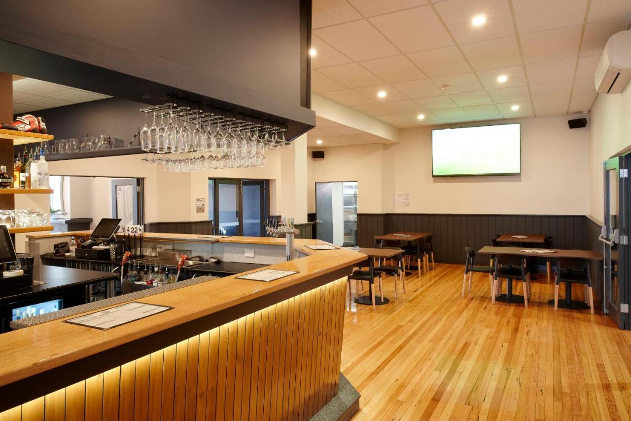 לונסטון Sports Garden Hotel מראה חיצוני תמונה