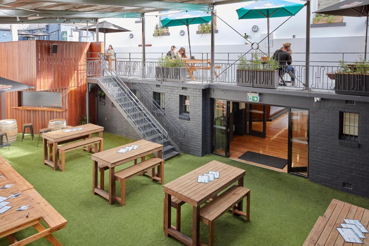 לונסטון Sports Garden Hotel מראה חיצוני תמונה